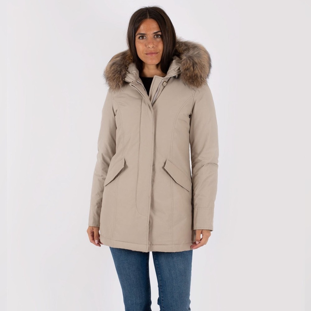 woolrich arctic parka/ down coat